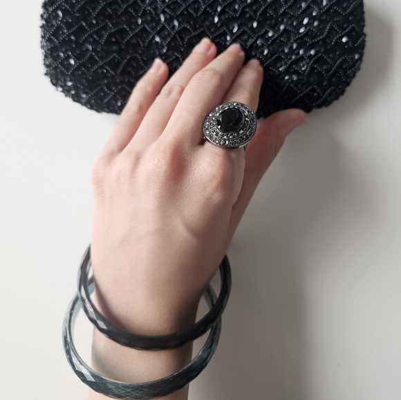 Black handmade sequins clutch & matching bracelets and ring - night out! - Picture 4 of 5